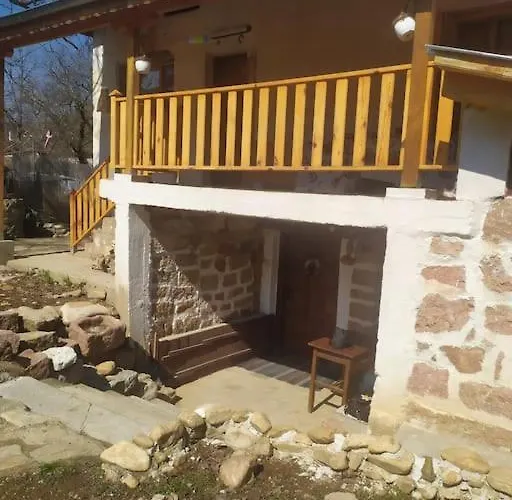 ижата - топлина и уют Prázdninový dům *